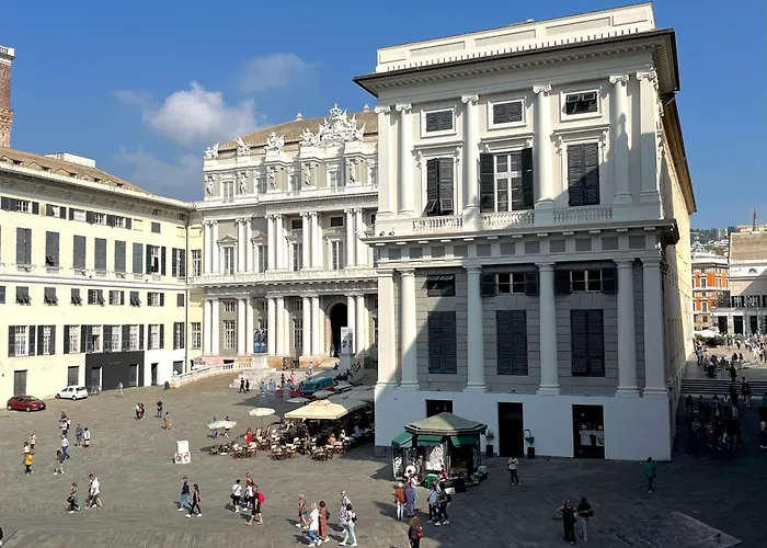 Luminoso Appartamento Nel Cuore Di Genova+Balcone