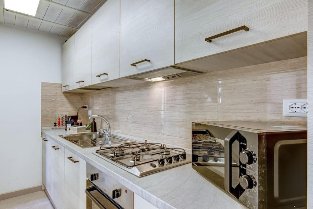 Apartamento Luminoso Nel Cuore Di Genova+balcone